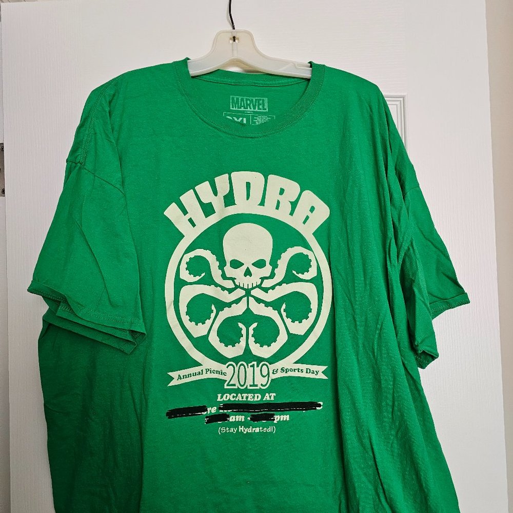 Lootwear Exclusive Hydra Tshirt - NWOT! Size 2XL